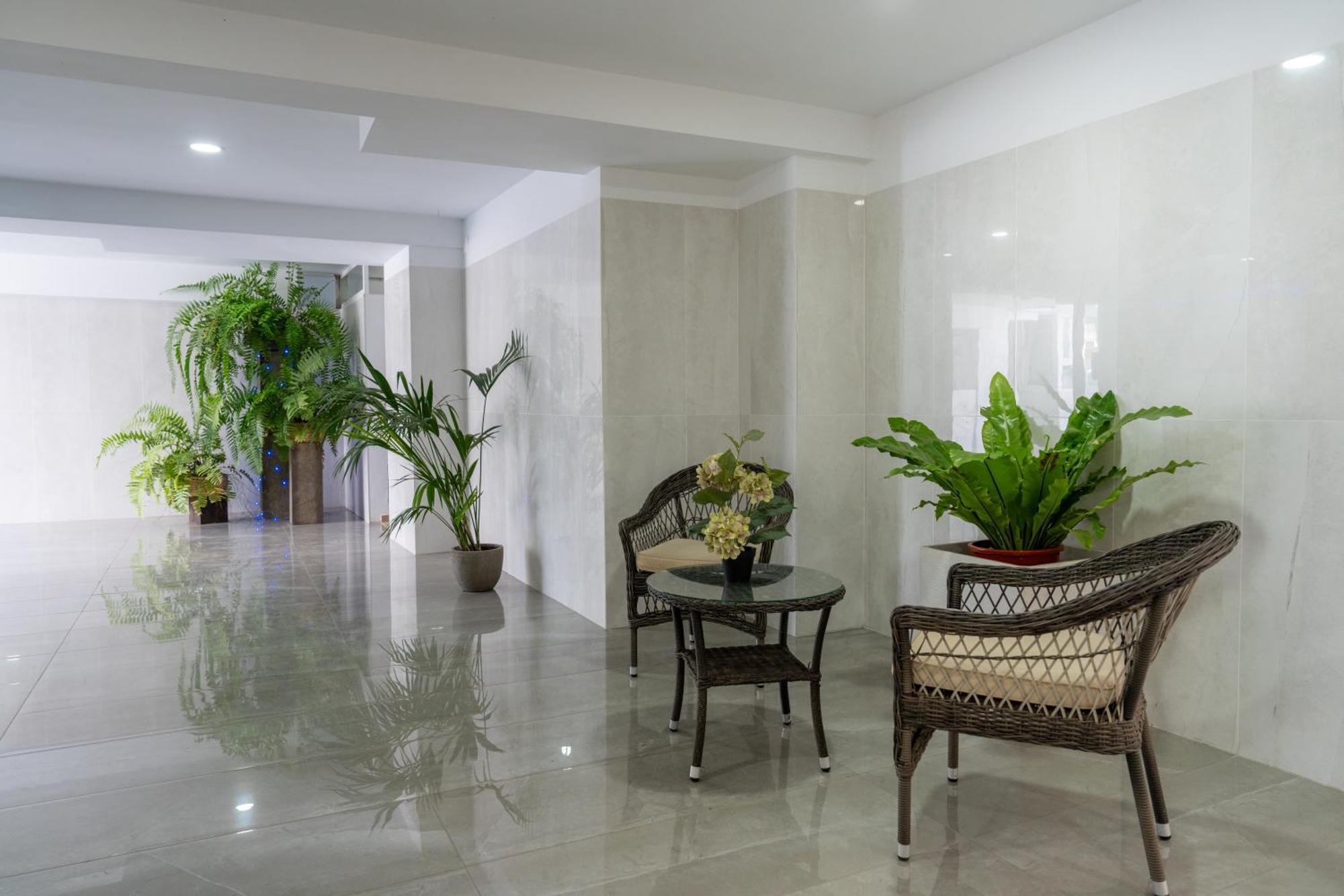Apartamentos Borinquen プラヤ・デ・ラス・アメリカス エクステリア 写真