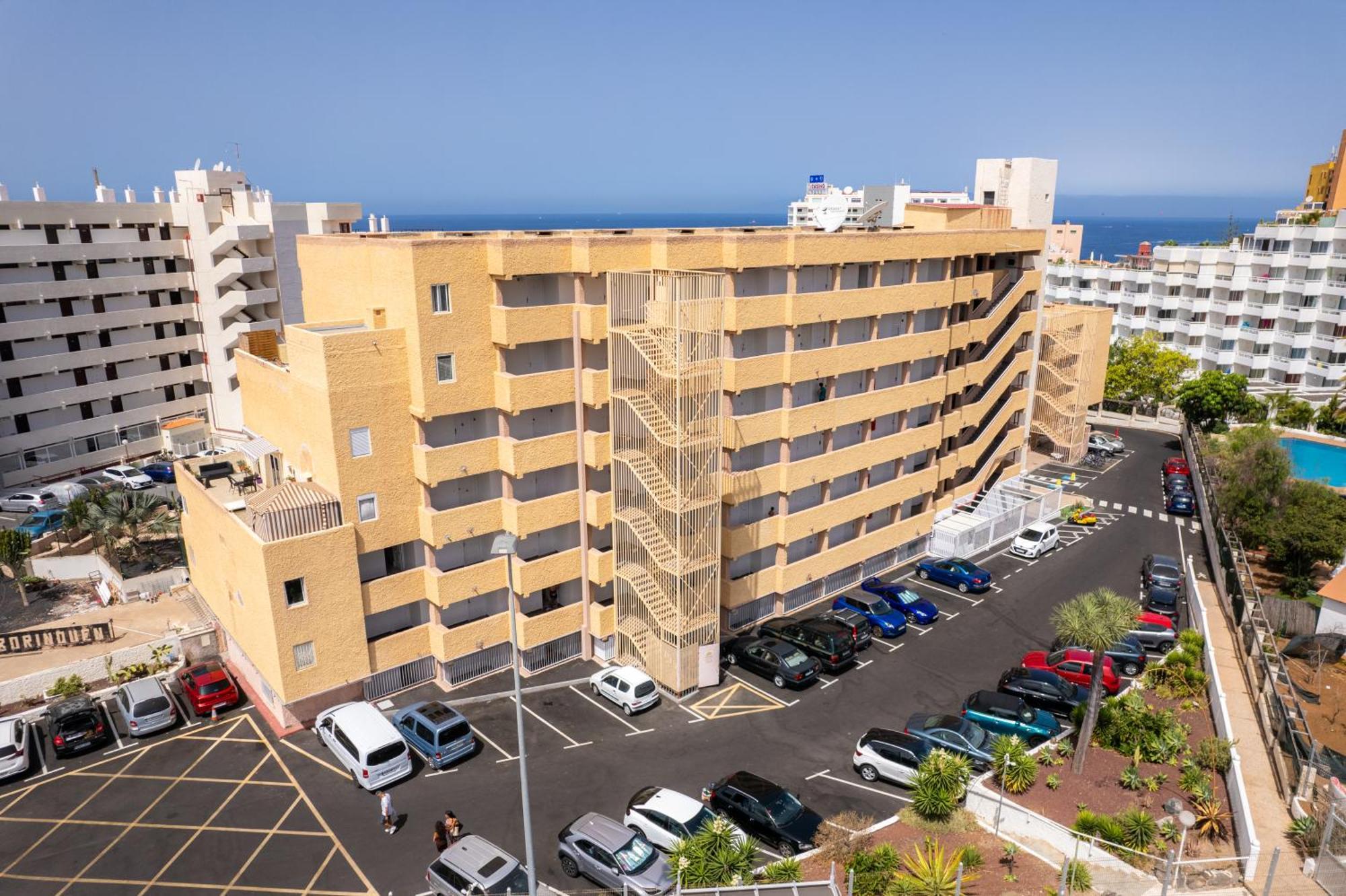 Apartamentos Borinquen プラヤ・デ・ラス・アメリカス エクステリア 写真
