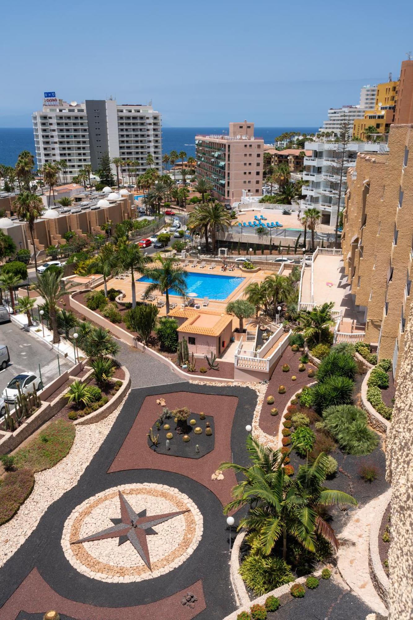 Apartamentos Borinquen プラヤ・デ・ラス・アメリカス エクステリア 写真