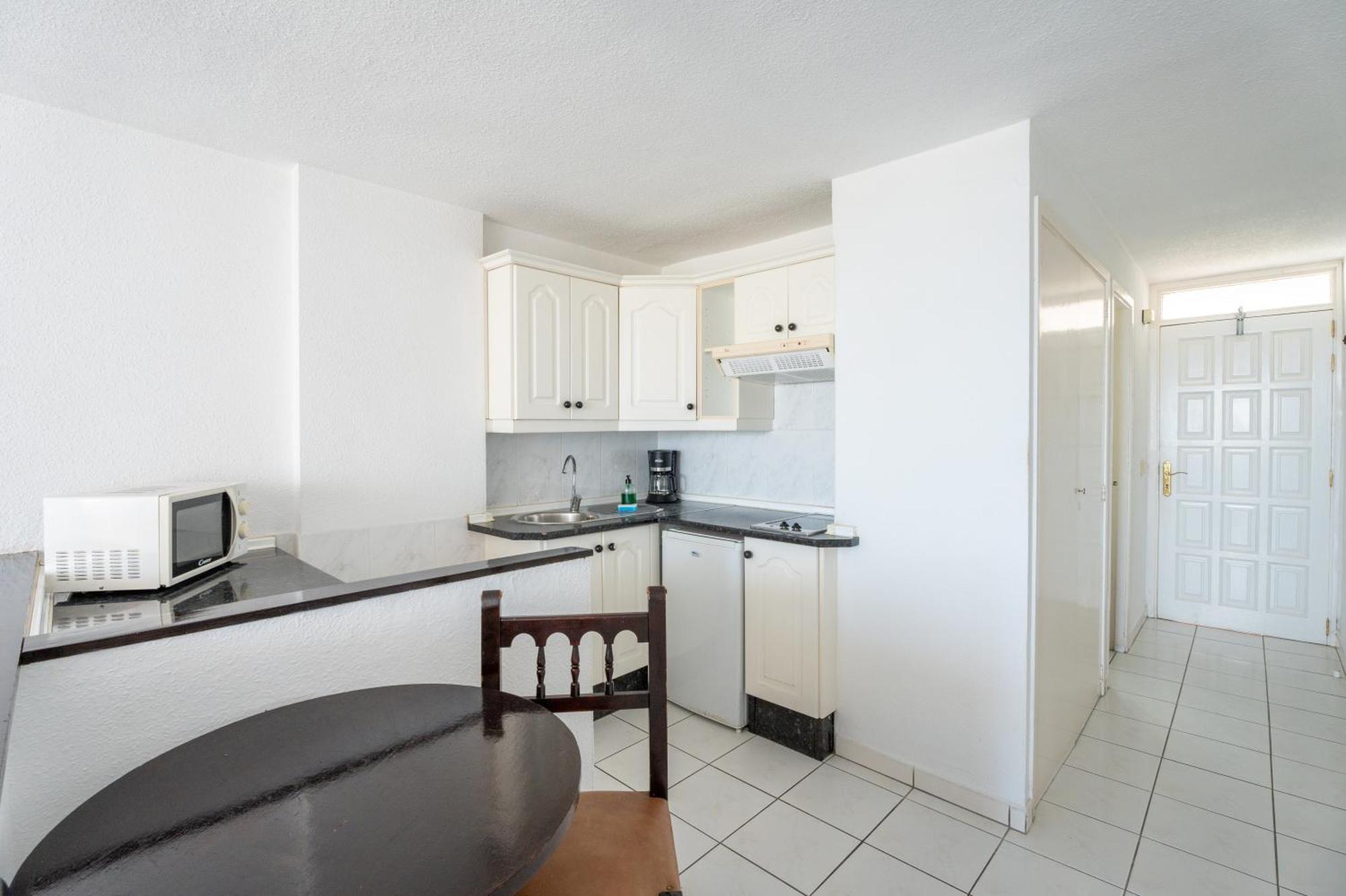 Apartamentos Borinquen プラヤ・デ・ラス・アメリカス エクステリア 写真