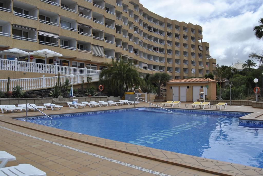 Apartamentos Borinquen プラヤ・デ・ラス・アメリカス エクステリア 写真
